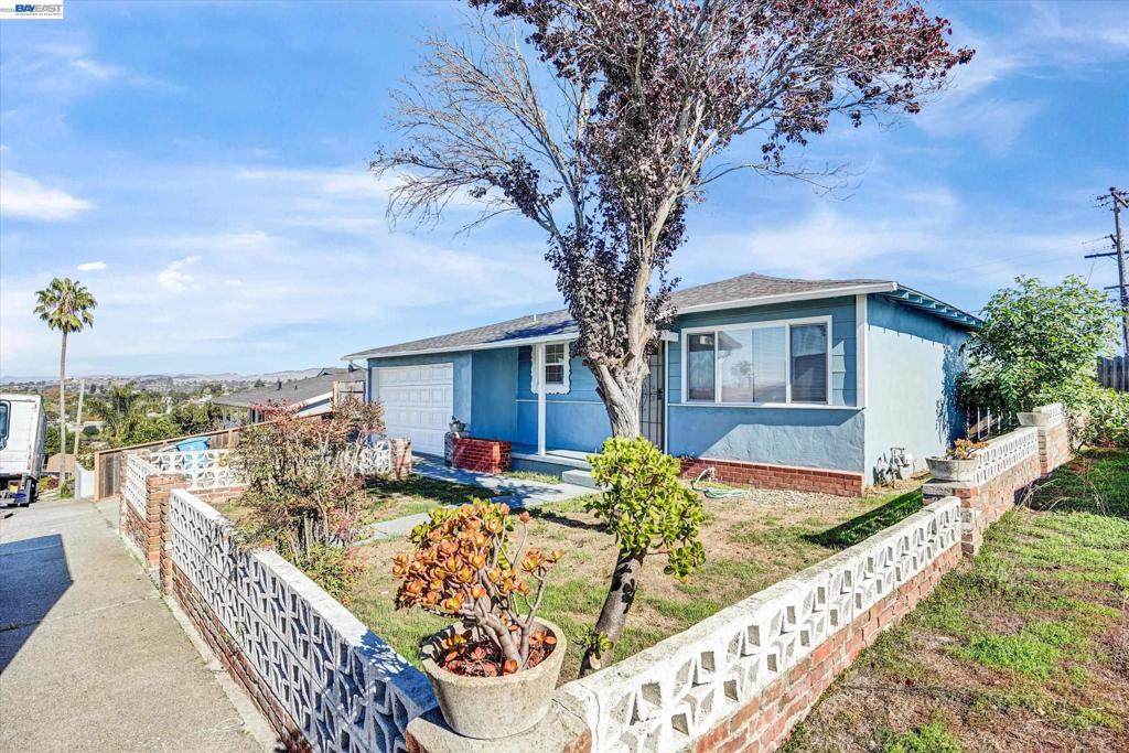 452 Wilshire Avenue - Photo 1