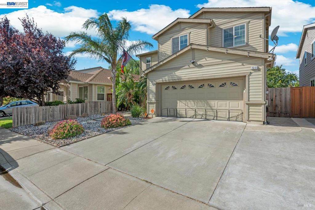 2541 Rowe Dr - Photo 1