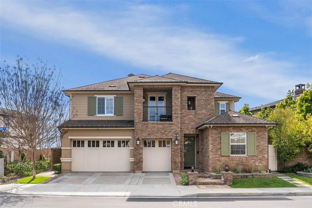4692 Oceanridge Drive - Photo 1