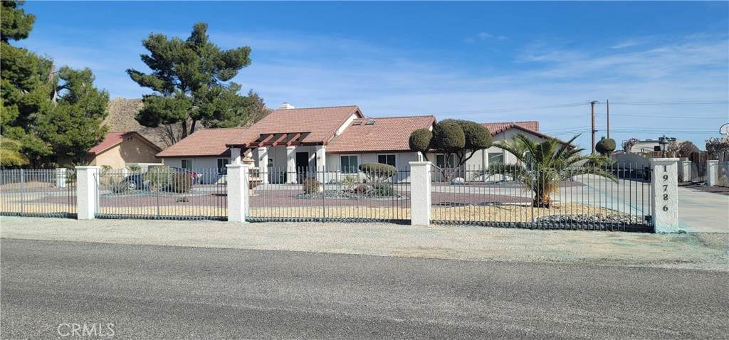 19786 Symeron Road - Photo 1
