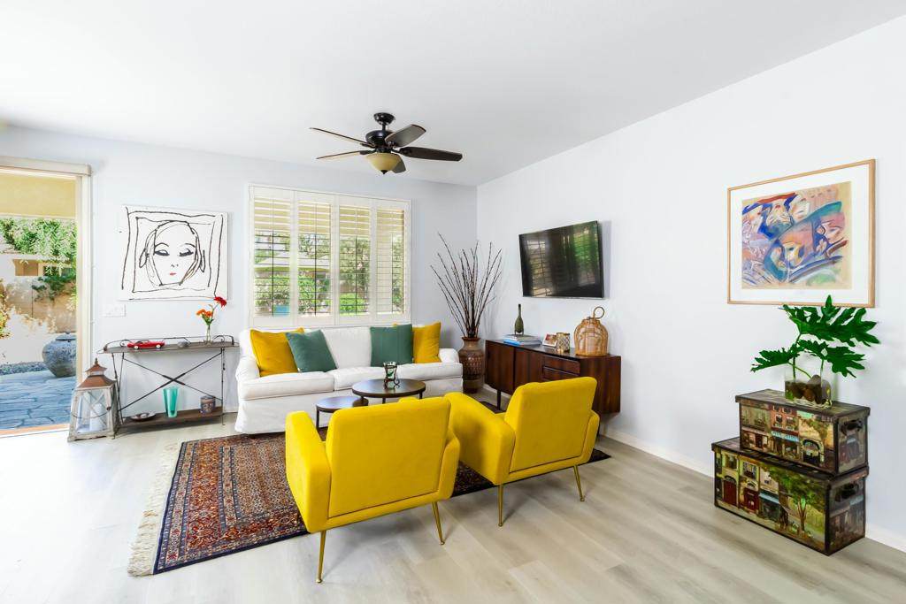 81098 Avenida Vidrio - Photo 1