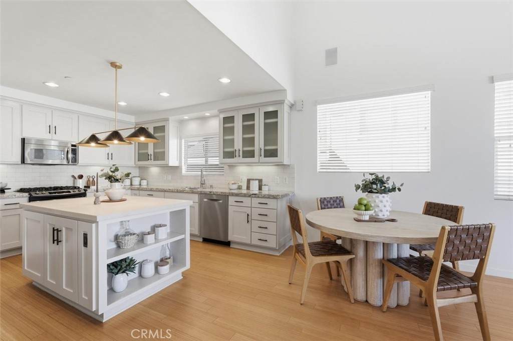 1836 Rockefeller Lane - Photo 1
