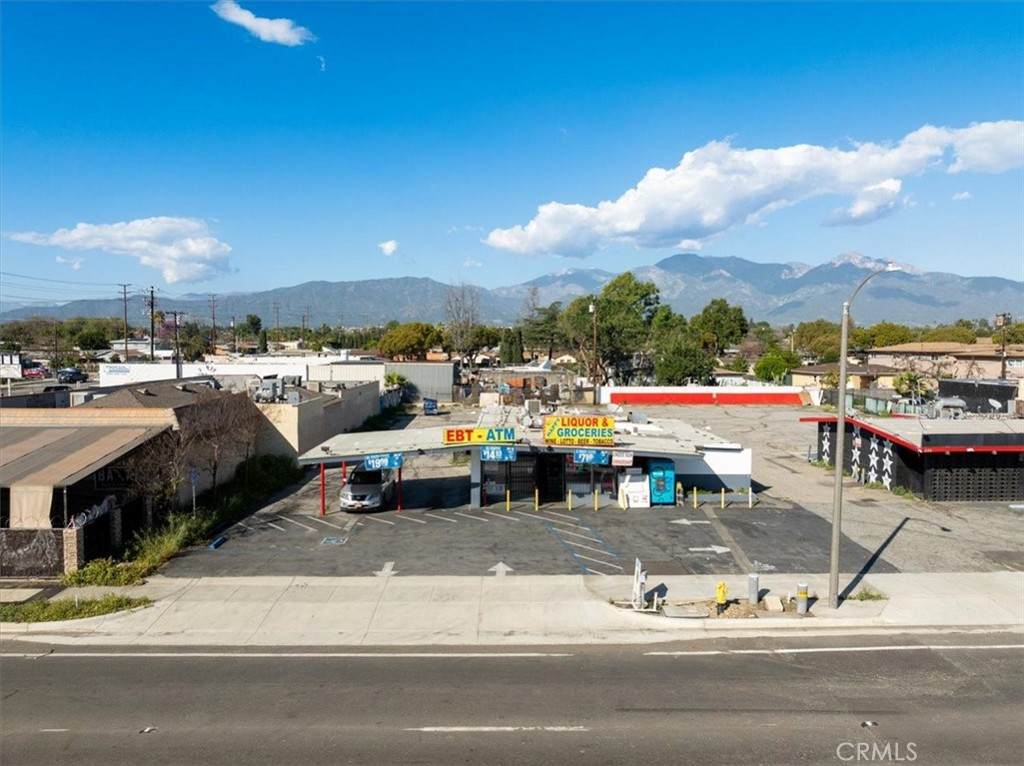 https://bt-photos.global.ssl.fastly.net/socal/orig_boomver_1_416509619-2.jpg