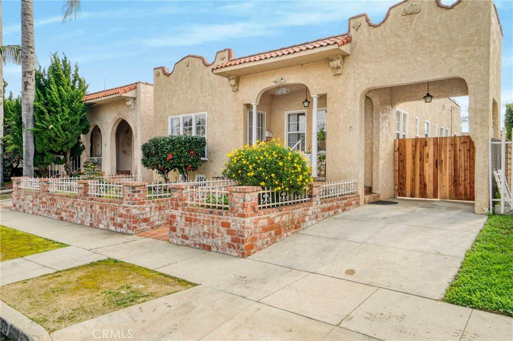 https://bt-photos.global.ssl.fastly.net/socal/orig_boomver_1_416519851-2.jpg