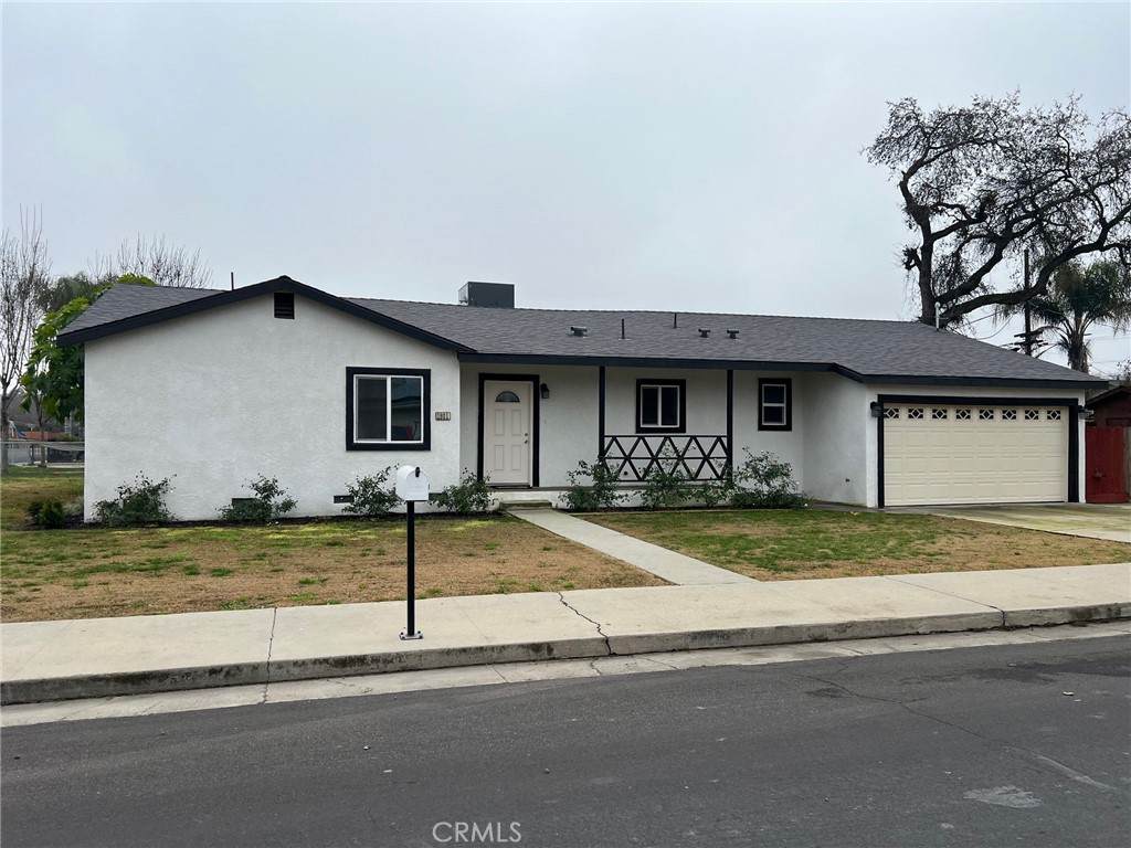 1901 Patterson Avenue - Photo 1