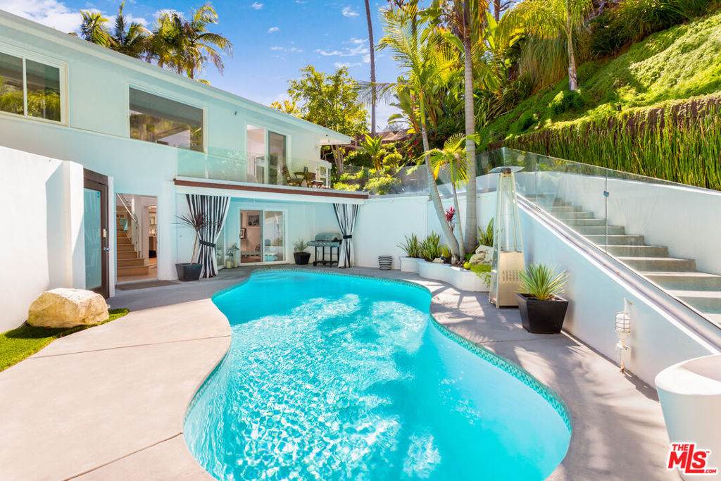 1415 Braeridge Drive - Photo 1