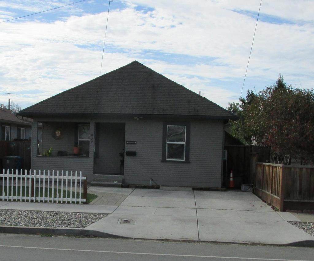 827 Central Avenue - Photo 1