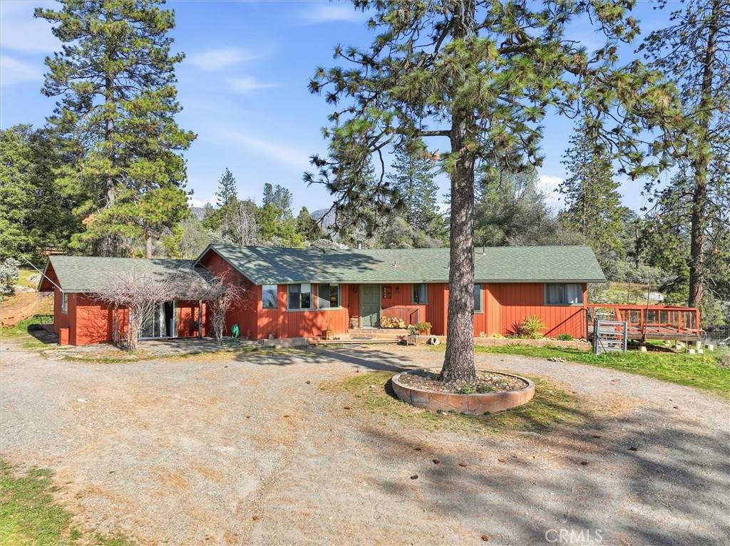 3868 Pinecrest Drive - Photo 1