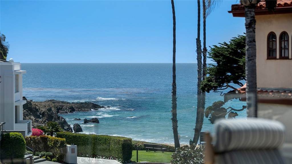 27 Emerald Bay - Photo 1