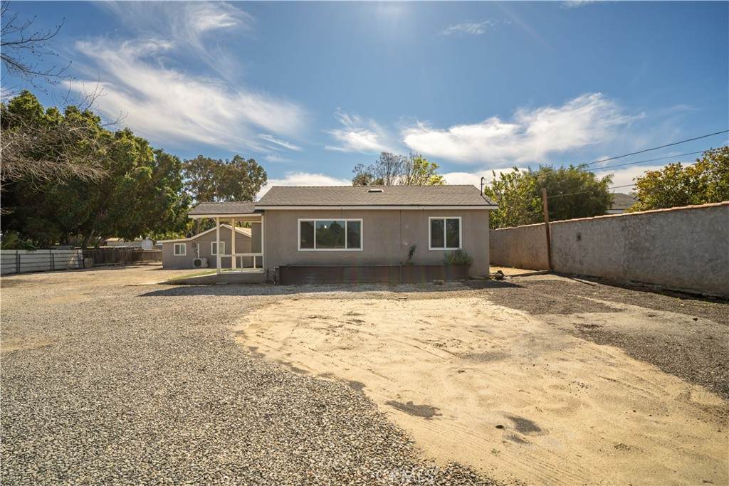 https://bt-photos.global.ssl.fastly.net/socal/orig_boomver_1_416763904-2.jpg