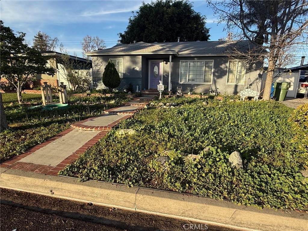 14351 Starbuck - Photo 1