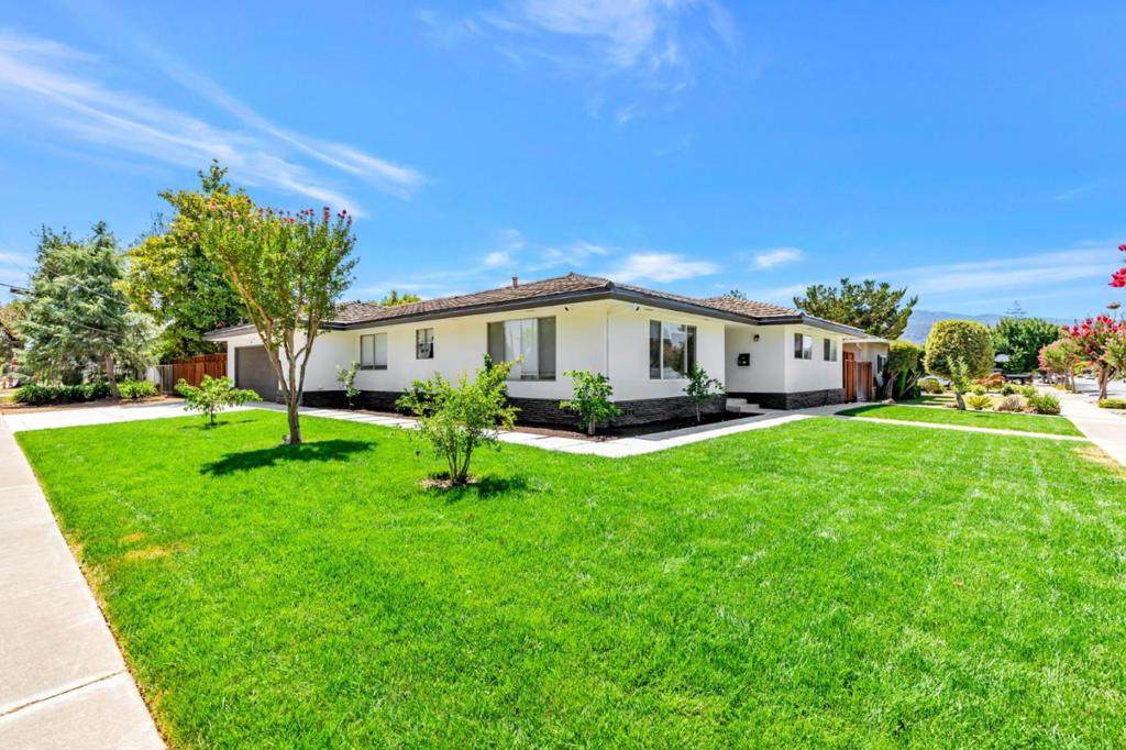 700 Eschenburg Drive - Photo 1