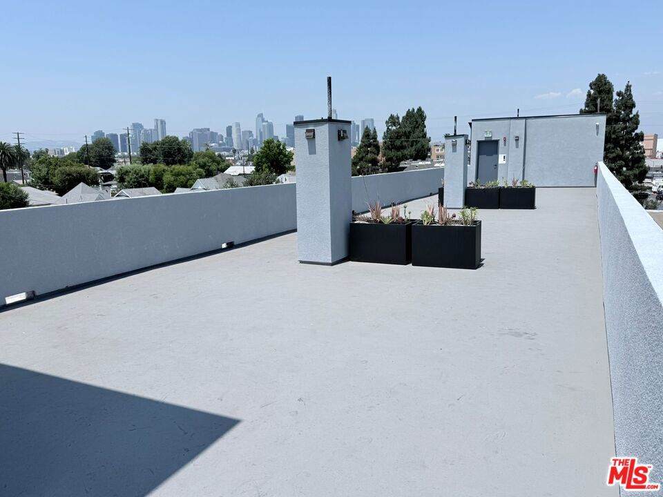 https://bt-photos.global.ssl.fastly.net/socal/orig_boomver_1_416866607-2.jpg