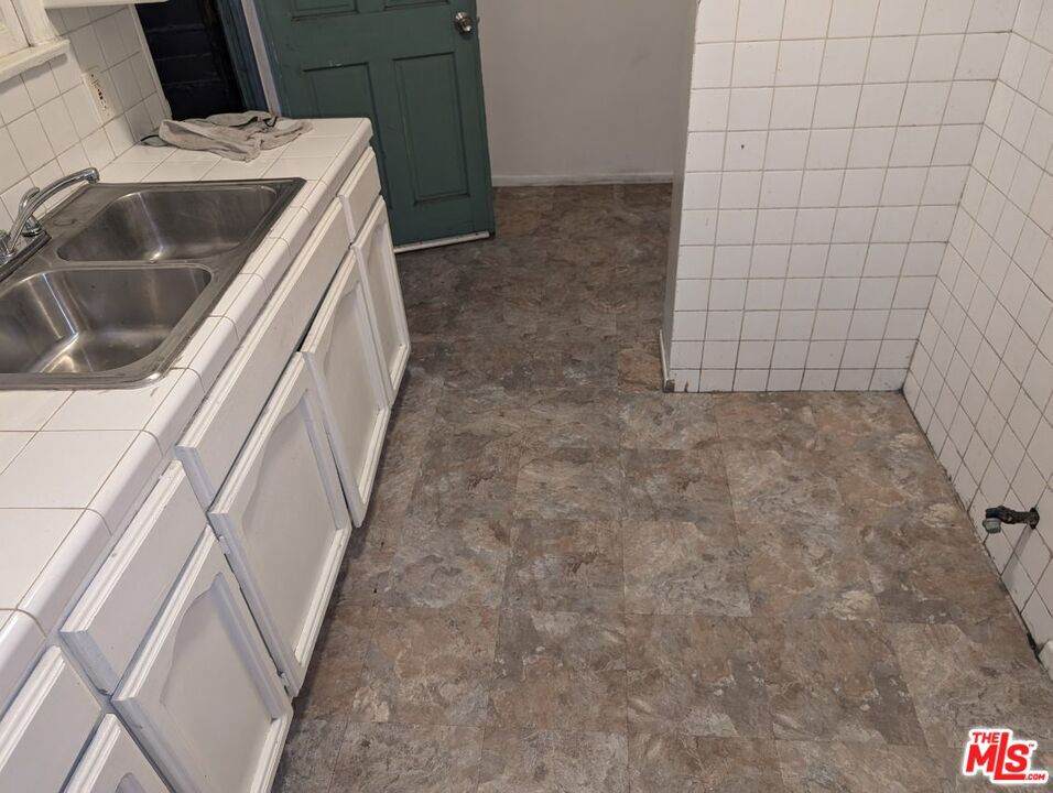 https://bt-photos.global.ssl.fastly.net/socal/orig_boomver_1_416878285-2.jpg