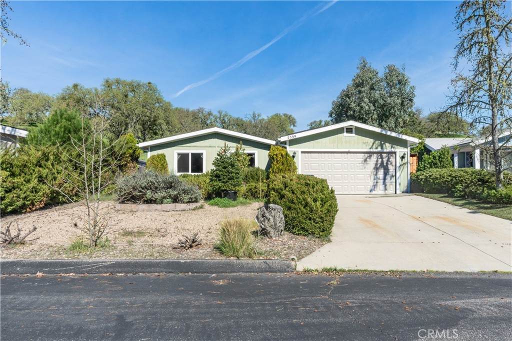 2599 Bridle Trail - Photo 1