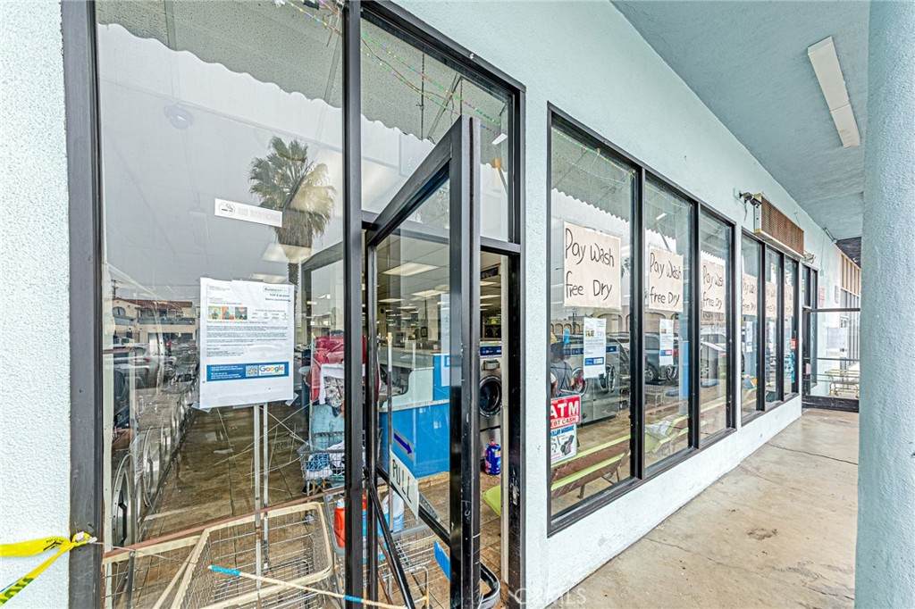 https://bt-photos.global.ssl.fastly.net/socal/orig_boomver_1_417040917-2.jpg