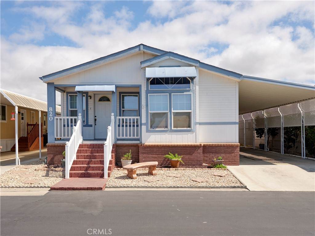 820 Farnsworth - Photo 1