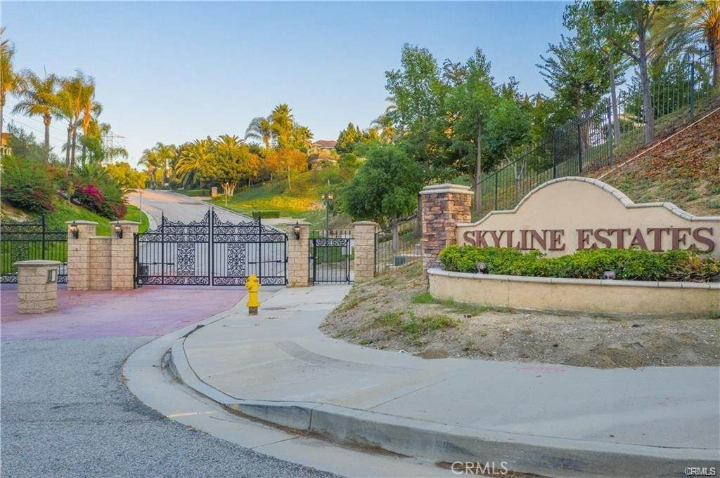 15475 Skyline - Photo 1