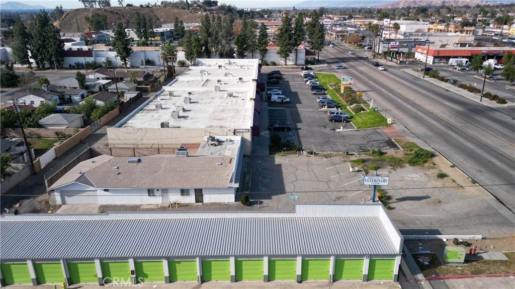 https://bt-photos.global.ssl.fastly.net/socal/orig_boomver_1_417679670-3.jpg