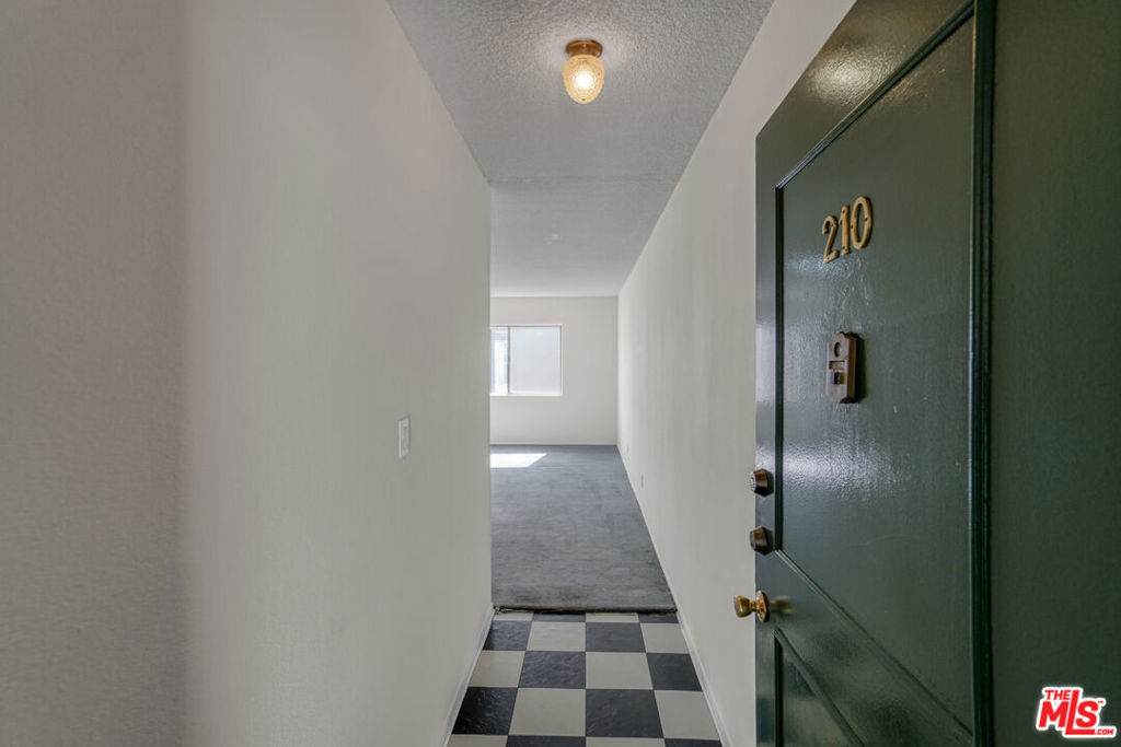 https://bt-photos.global.ssl.fastly.net/socal/orig_boomver_1_417773088-2.jpg