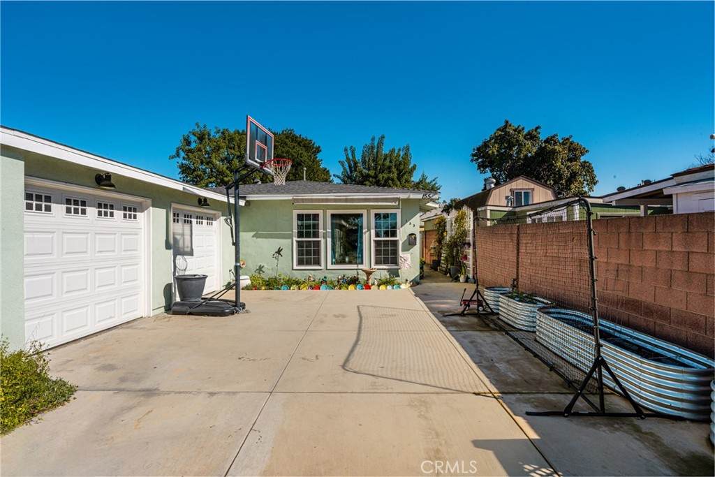 https://bt-photos.global.ssl.fastly.net/socal/orig_boomver_1_417795642-2.jpg