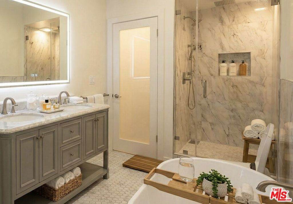 https://bt-photos.global.ssl.fastly.net/socal/orig_boomver_1_417833509-2.jpg