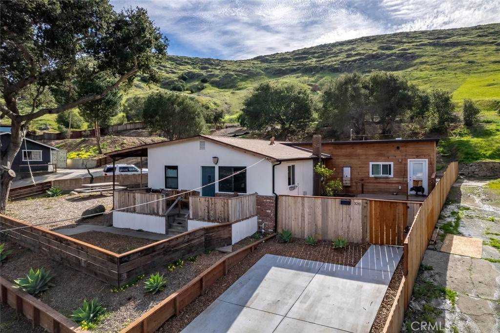 3281 Rockview Place - Photo 1