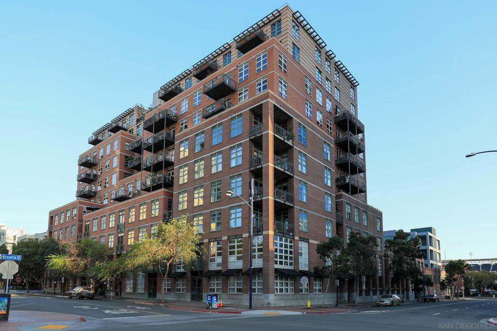 877 island Ave - Photo 1