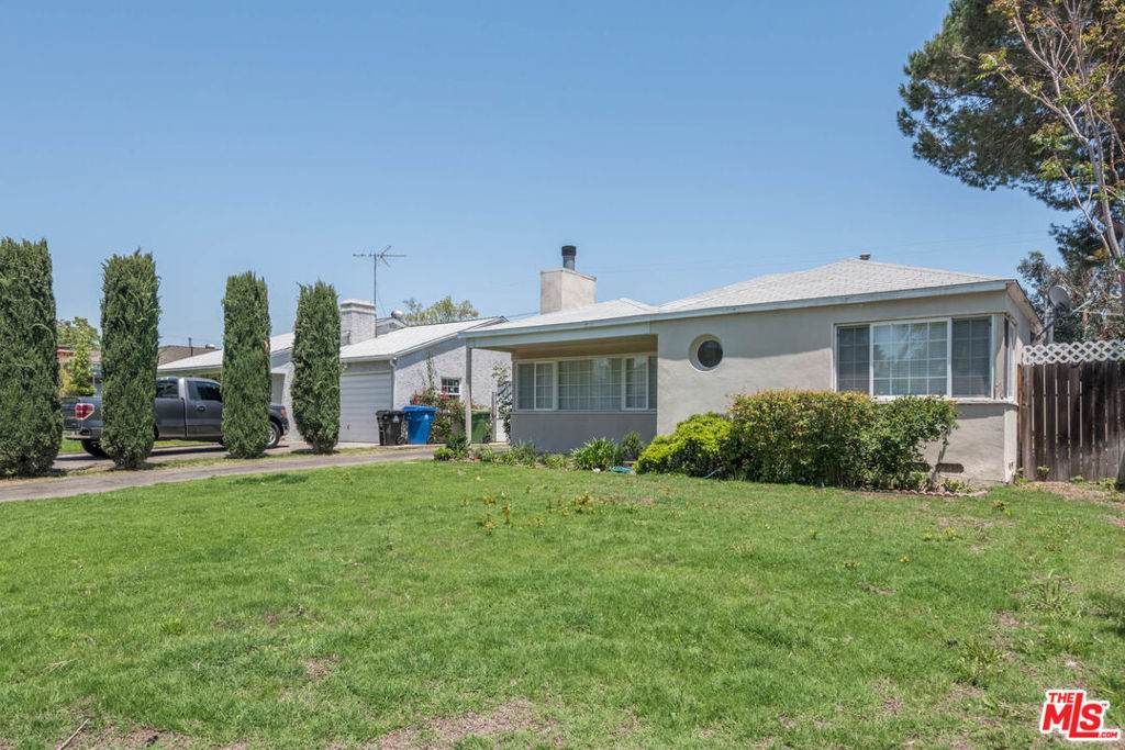 5112 Auckland Avenue - Photo 1