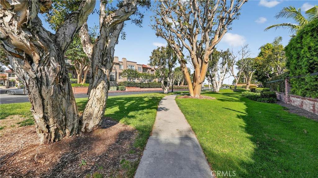 https://bt-photos.global.ssl.fastly.net/socal/orig_boomver_1_417949160-2.jpg