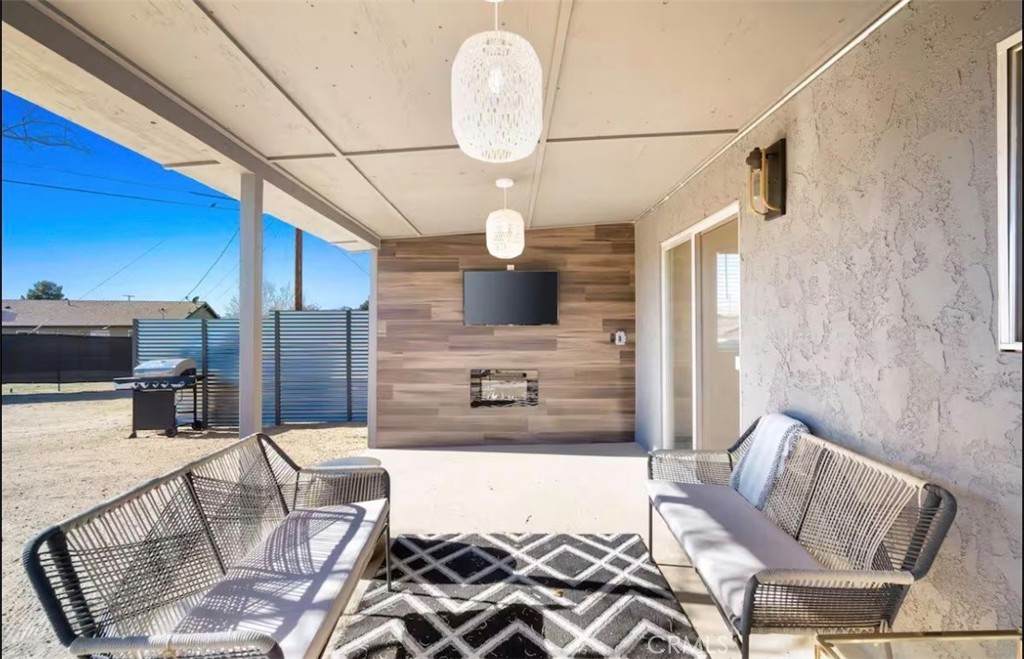 7070 Rubidoux - Photo 1