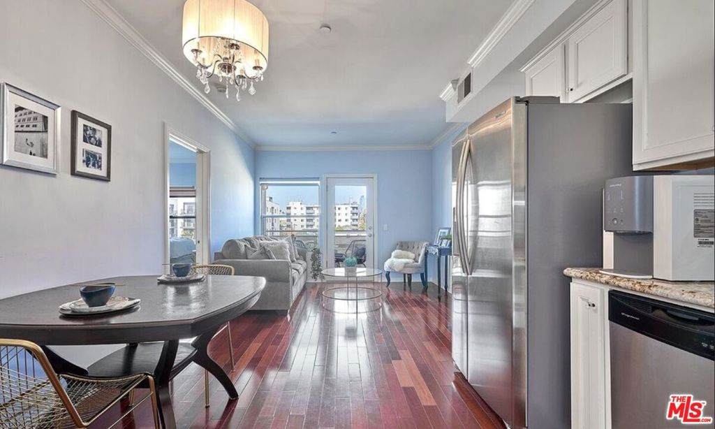 1025 Dewey Avenue - Photo 1