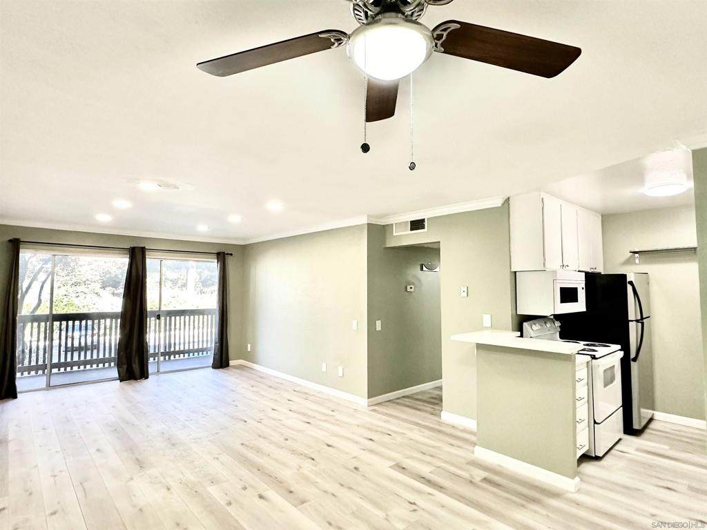 6304 Friars Rd - Photo 1