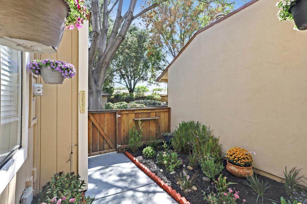 https://bt-photos.global.ssl.fastly.net/socal/orig_boomver_1_418082553-2.jpg
