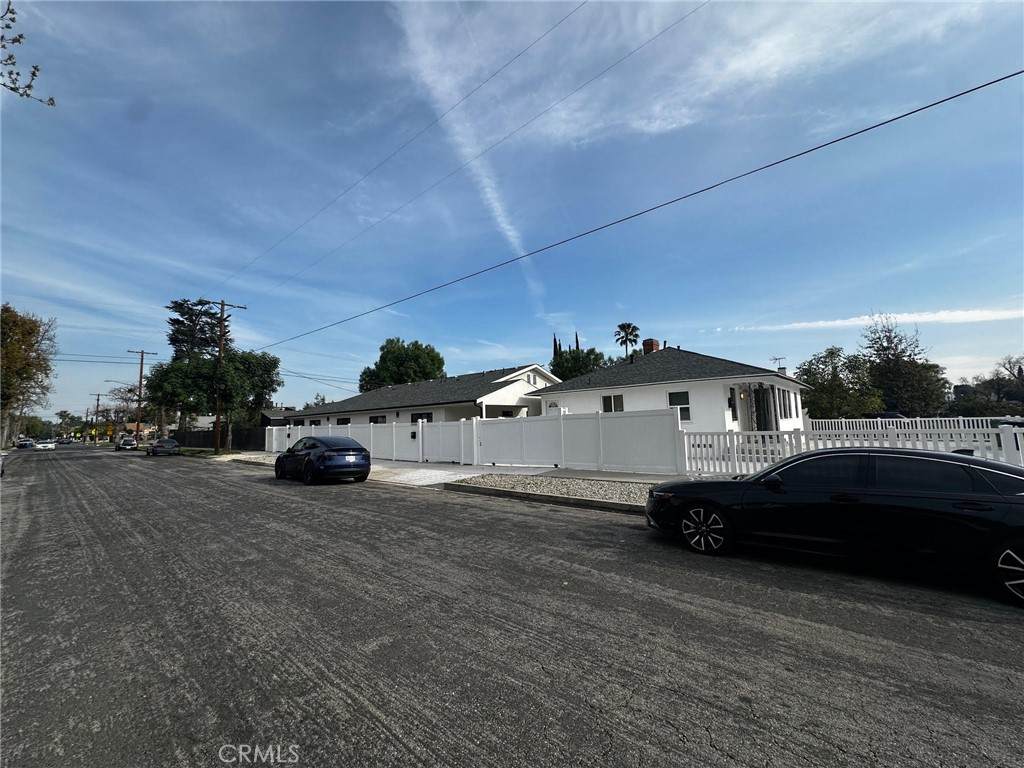 https://bt-photos.global.ssl.fastly.net/socal/orig_boomver_1_418109341-2.jpg