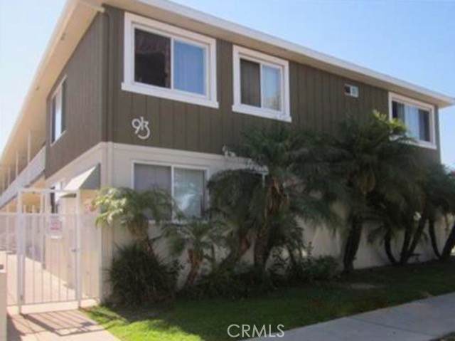 913 Mariposa Street - Photo 1