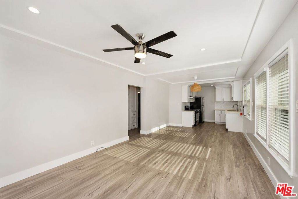 1805 7th Street - Photo 1