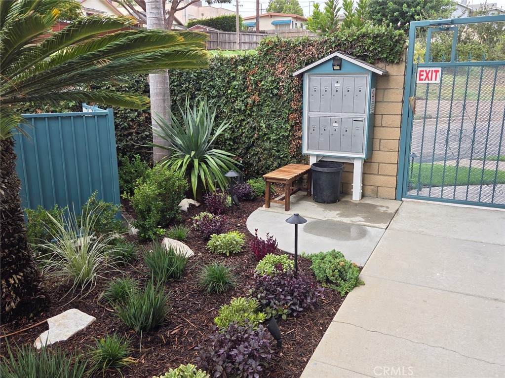 https://bt-photos.global.ssl.fastly.net/socal/orig_boomver_1_418162549-2.jpg