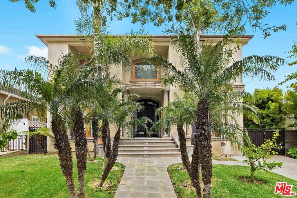 9033 Cresta Drive - Photo 1