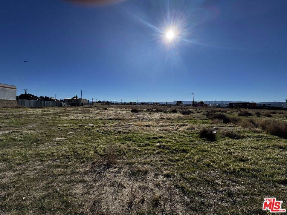 VAC Spearman Avenue - Photo 1
