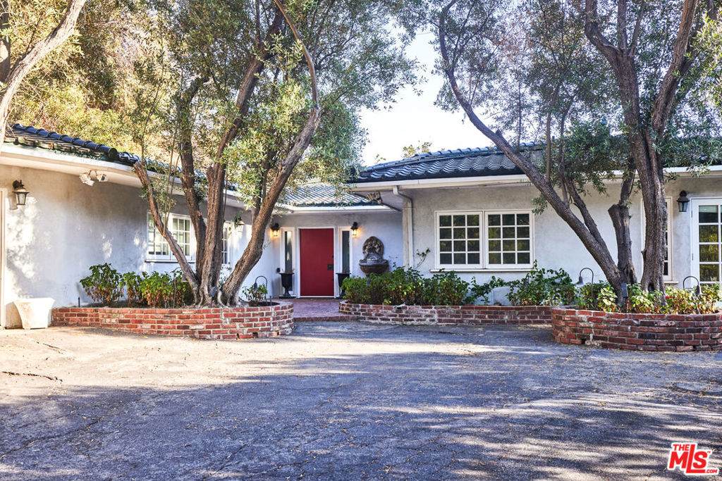 2200 Outpost Drive - Photo 1