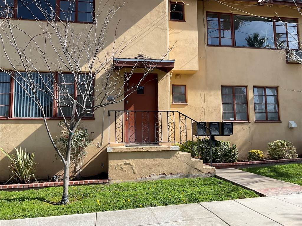 357 Grant Street - Photo 1