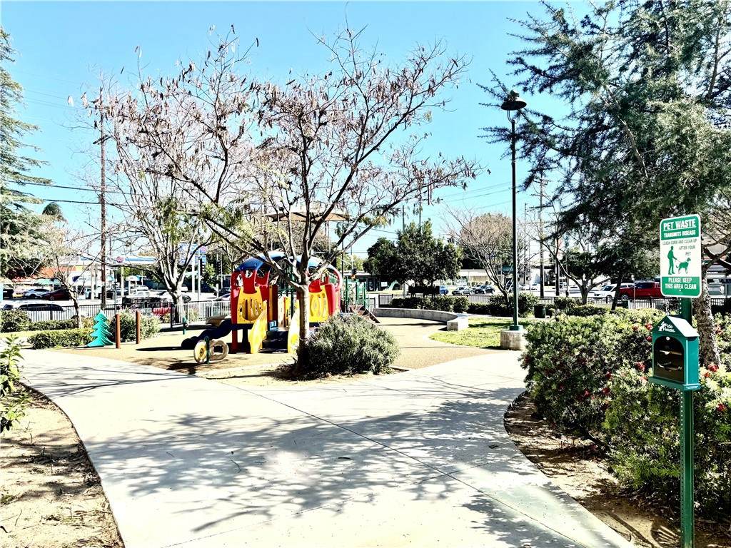 https://bt-photos.global.ssl.fastly.net/socal/orig_boomver_1_418331531-2.jpg