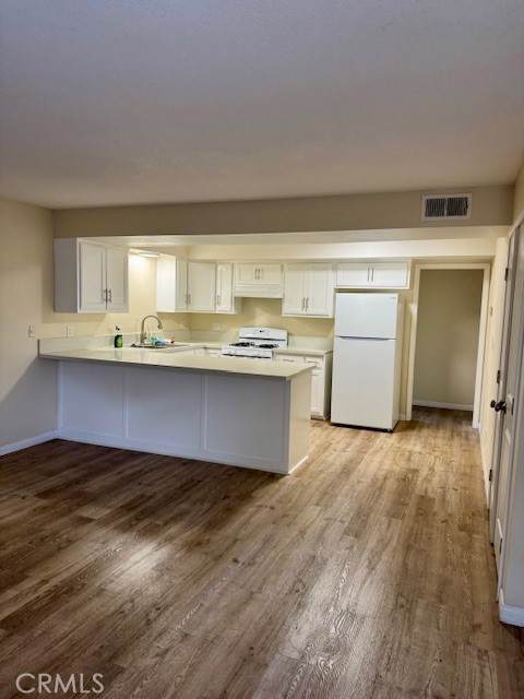 1022 El Camino - Photo 1