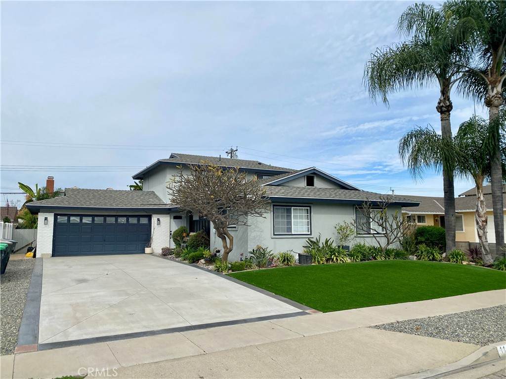 1144 Carson Street - Photo 1