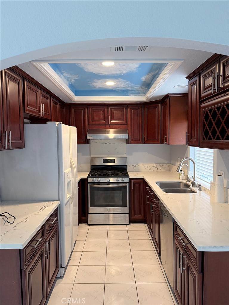 12107 Ramona Boulevard - Photo 1