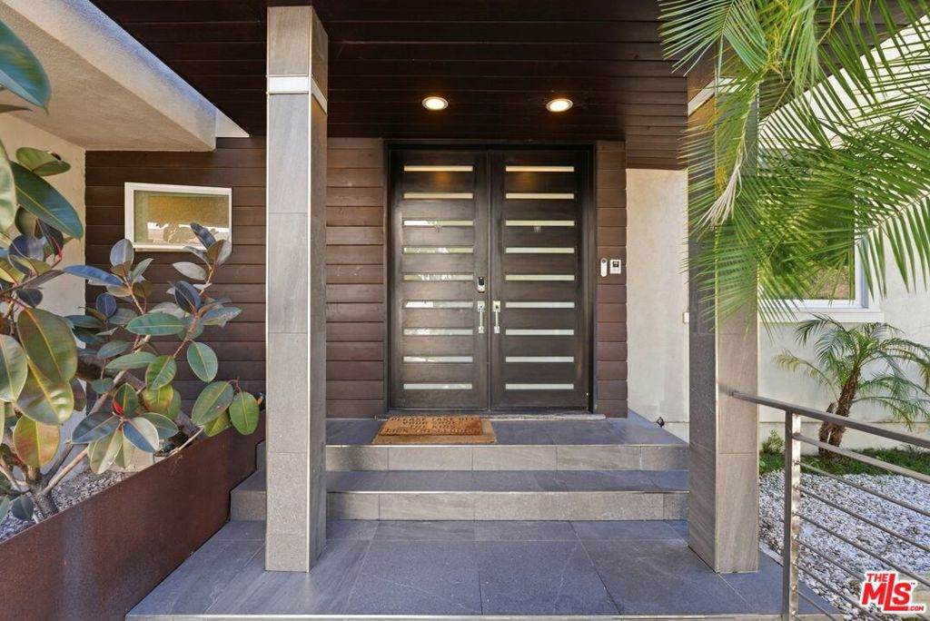 7546 Devista Drive - Photo 1