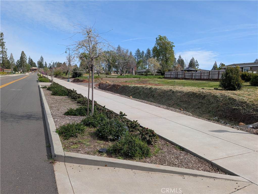 5800 Almond - Photo 1