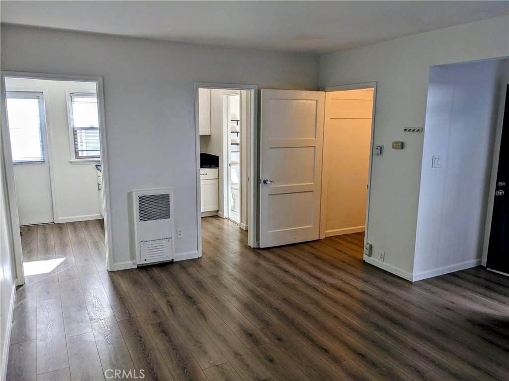 208 Granada - Photo 1