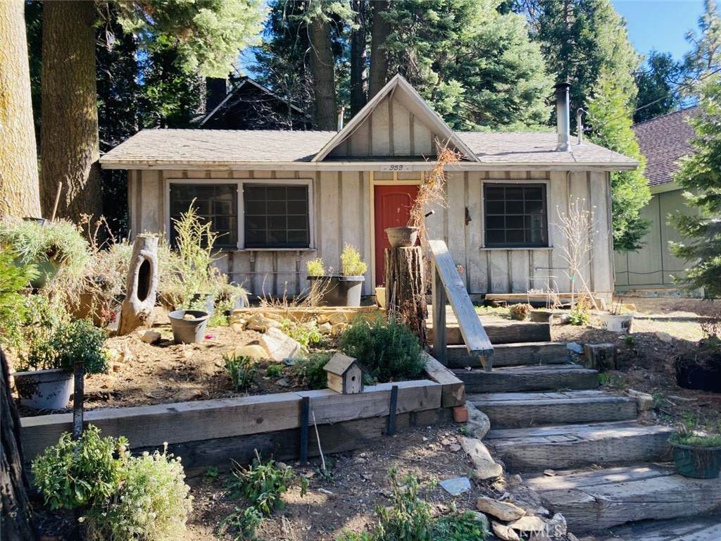 959 Kuffel Canyon - Photo 1